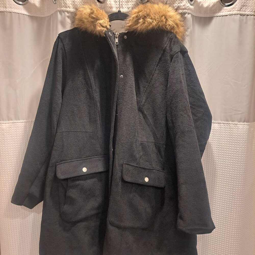 Torrid Black Winter Coat Fur Hood Zip-Up and Snap Buttons Size 4
